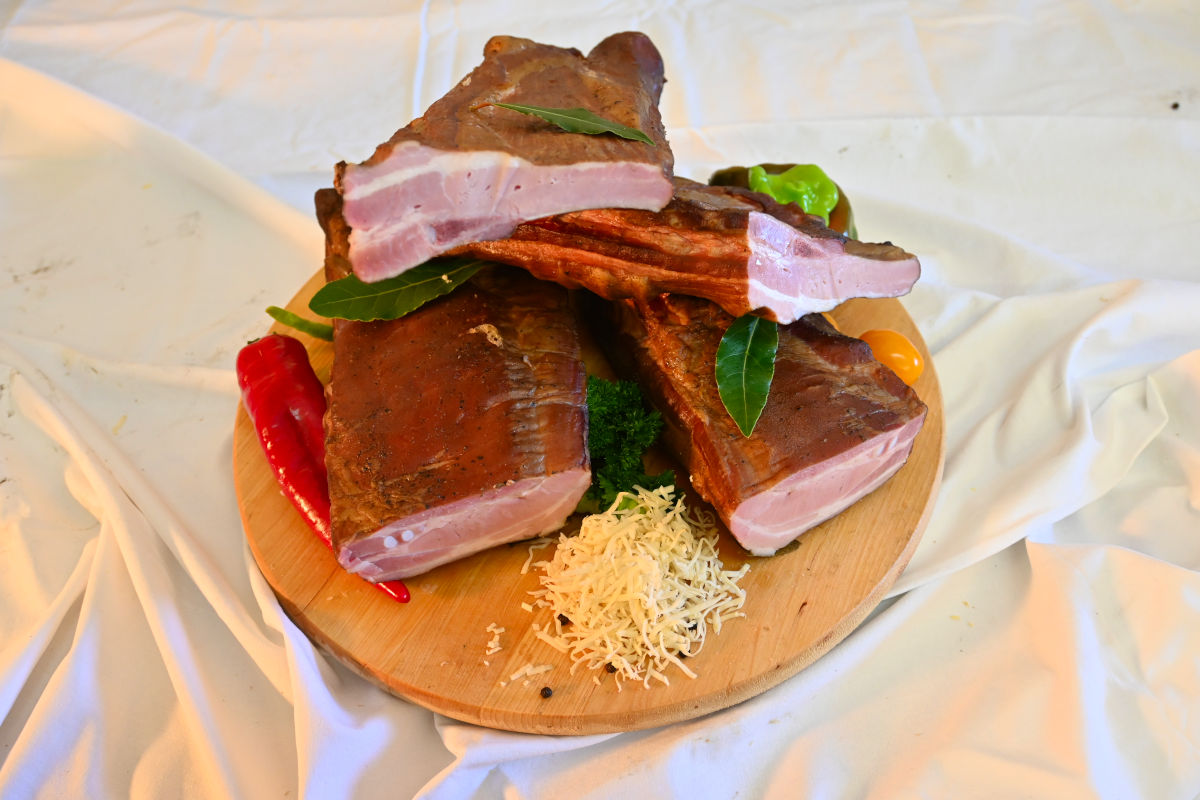  Damijan Emeršič, domača mesnica - Prekajena sv. rebra 