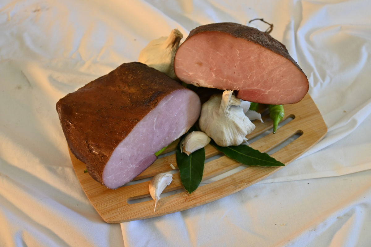  Damijan Emeršič, domača mesnica - Prekajena šunka 